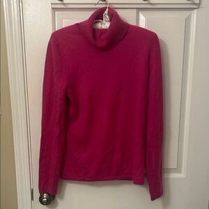 Lord and Taylor cashmere sweater